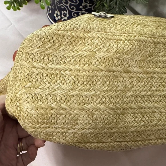 Coach Floral Straw Tote Bag with Tan and Coral Accents EUC - Picture 7 of 13